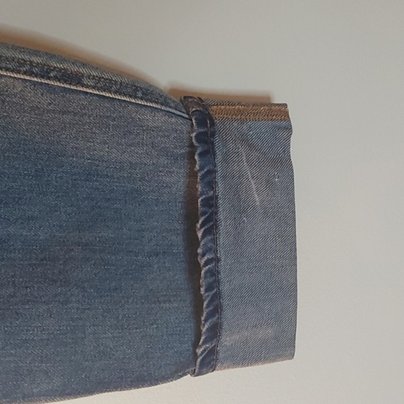 NWT Disclosed Distressed Mom Jeans with Cuffed Hem Medium/Light Wash‎ Size 31 - Picture 4 of 9